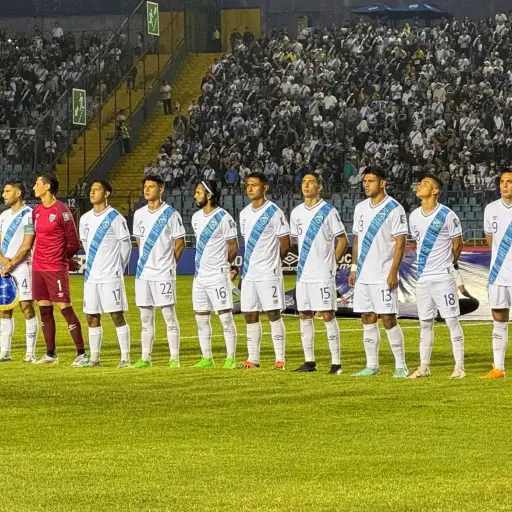 guatemala-argentina-jugadores-que-repiten-junio-2024.webp ,
