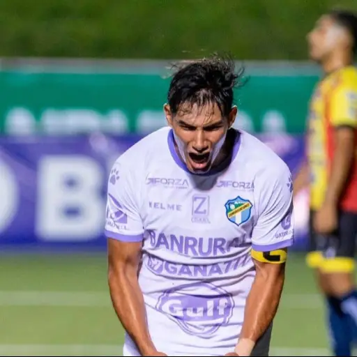 celebracion-chucho-lopez.webp ,