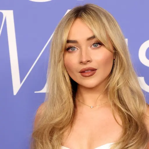 sabrina-carpenter.jpg ,