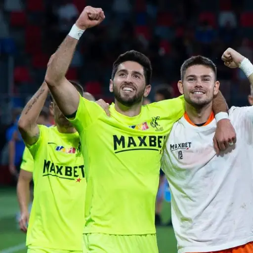 nicolas-samayoa-rumania.webp ,