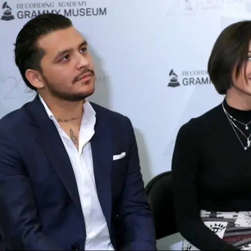 Christian-Nodal-y-Angela-Aguilar-se-casaron-en-Roma.webp ,