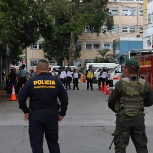hospital-roosevelt-amenaza-bomba-emisoras-unidas4.webp ,
