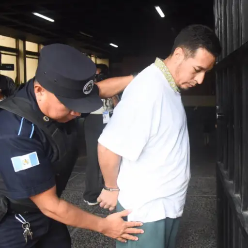 exsubinspector-pnc-canadiense-chimaltenango-emisoras-unidas3.webp ,