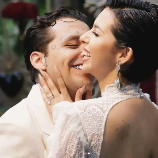 boda-angela-y-nodal.png ,