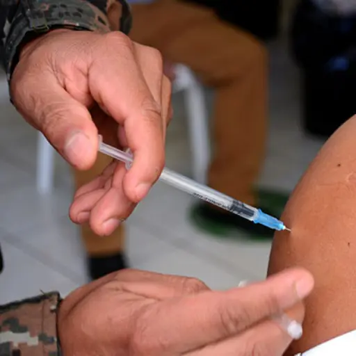 Vacunacion-en-Guatemala.jpg ,