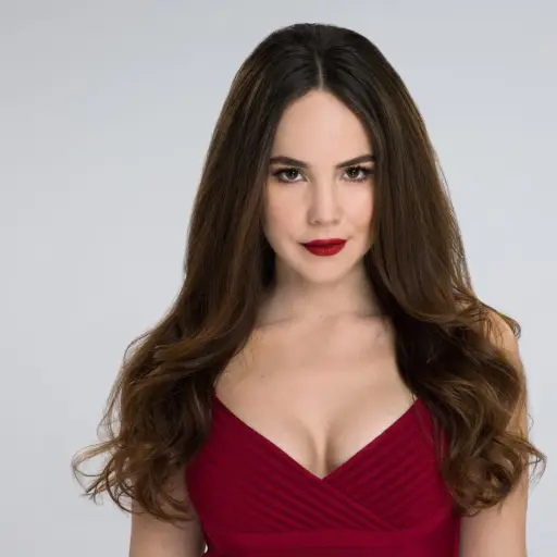 Camila Sodi ,
