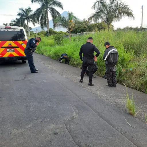 motorista-muerto-autopista-palin-escuintla-emisoras-unidas1.jpg ,