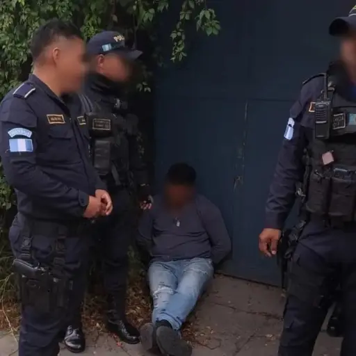 Detenidos-por-tiroteo-en-restaurante-de-la-zona-zona-10.jpeg ,