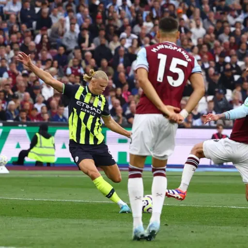 hat-trick-haaland.webp ,
