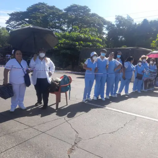 sindicato-enfermeria-bloqueos-emisoras-unidas1.jpg ,