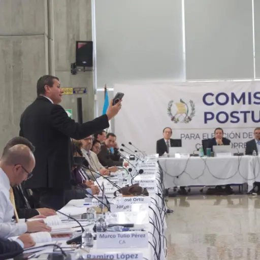 comisiones-postulacion-emisoras-unidas.jpg ,