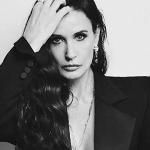 Demi-Moore-620x381-1.jpg ,
