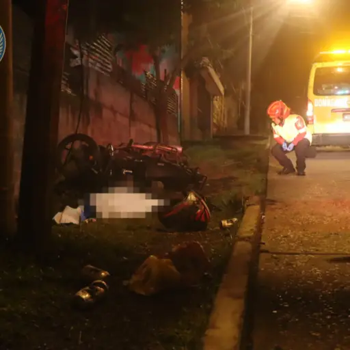 accidente-motorista-periferico-emisoras-unidas1.jpg ,