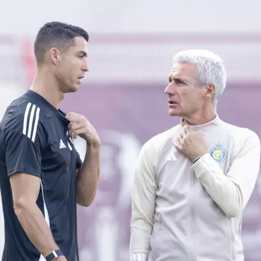 cristiano-ronaldo-luis-catro.webp ,