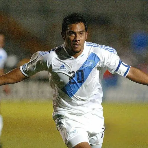 carlos-ruiz-guatemala.webp ,