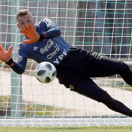 franco-armani-argentina.webp ,