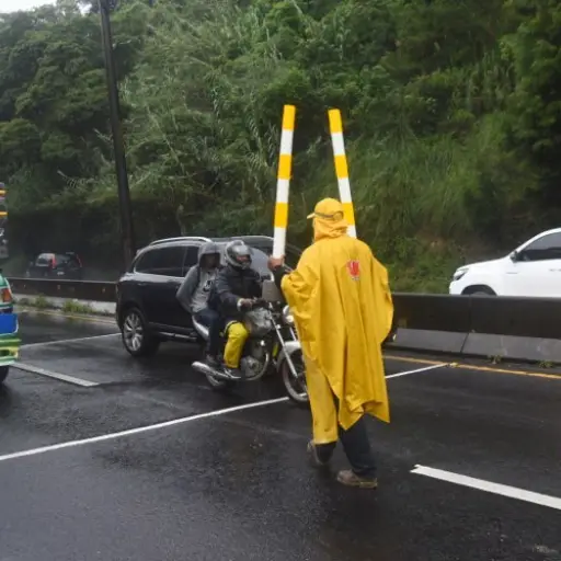 grietas-ruta-el-salvador-emisoras-unidas6.jpg ,