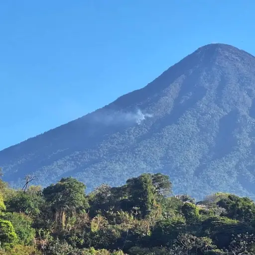 volcan-agua-incendio-emisoras-unidas.jpeg ,