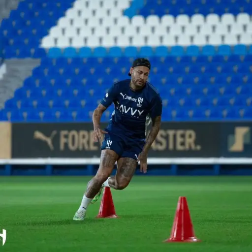 neymar-recae-lesion.webp ,