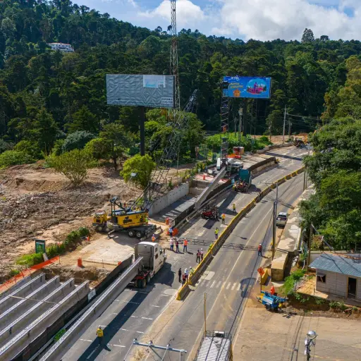 Avance-de-la-instalacion-de-vigas-004.jpg ,