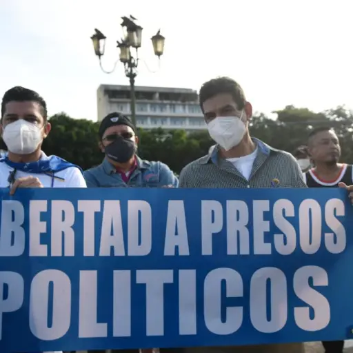 protesta-nicaraguenses-plaza-constitucion-4.jpeg ,