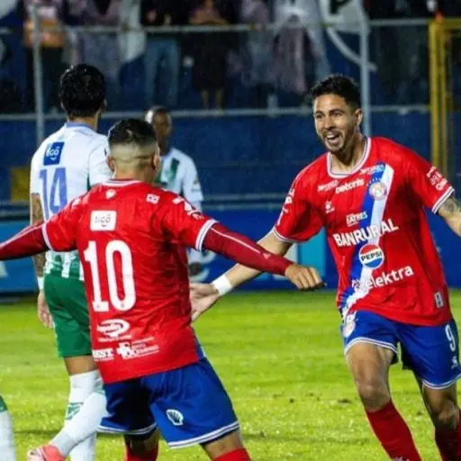 pedro-baez-xelaju.webp ,