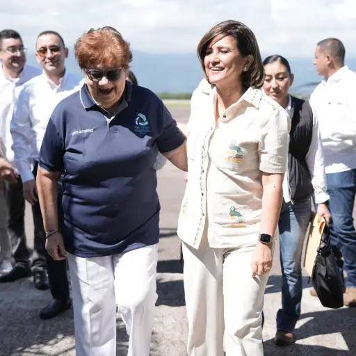 vicepresidenta-karin-herrera-viaje-honduras-emisoras-unidas.jpg ,