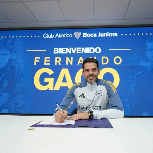 fernando-gago-tecnico-de-boca-juniors-octubre-2024-scaled-1.webp ,
