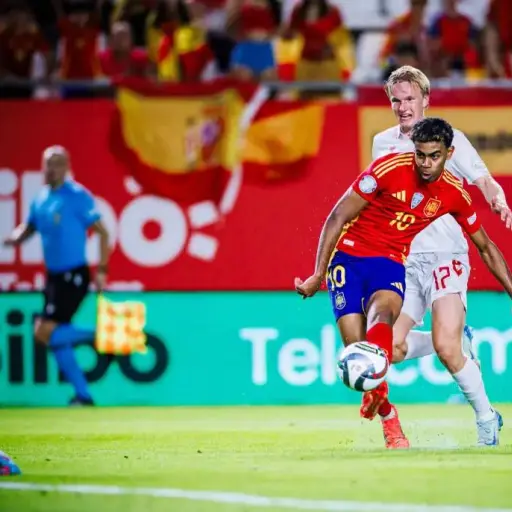 lamine-yamal-espana.webp ,