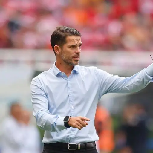 fernando-gago-deja-a-chivas-de-guadalajara-octubre-2024.webp ,