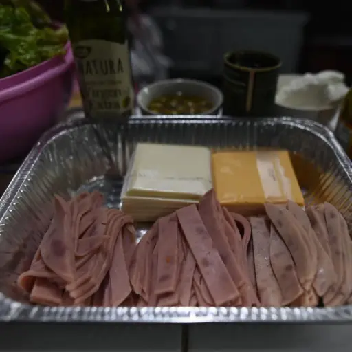 fiambre-1-noviembre-dia-santos-mercado-central-emisoras-unidas4.jpg ,