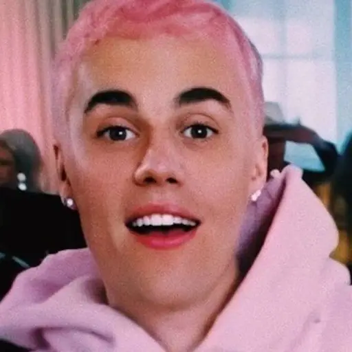 Justin-Bieber-Diddy-Combs.webp ,