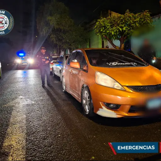 cadaveres-vehiculo-zona-3-emisoras-unidas.jpg ,