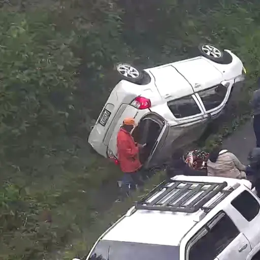 vehiculo-volcado-ruta-interamericana-emisoras-unidas.jpg ,