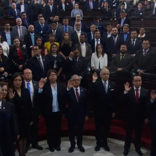 congreso-juramenta-magistrados-csj-emisoras-unidas-scaled-1.jpg ,