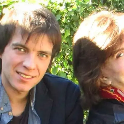 hijo-de-Camilo-Sesto-emisoras-unidas-octubre-2024.jpeg ,