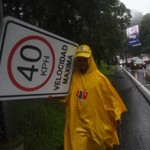 grietas-ruta-el-salvador-emisoras-unidas8.jpg ,