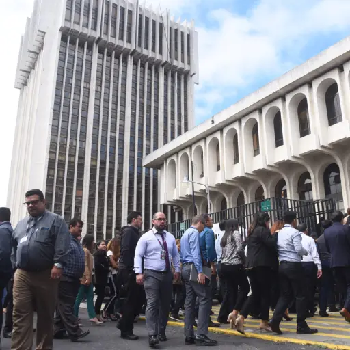 sismo-evacuaciones-guatemala-emisoras-unidas-scaled-1.jpg ,