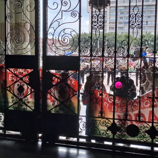 manifestacion-pobladores-solola-palacio-nacional-emisoras-unidas1-scaled-1.jpg ,