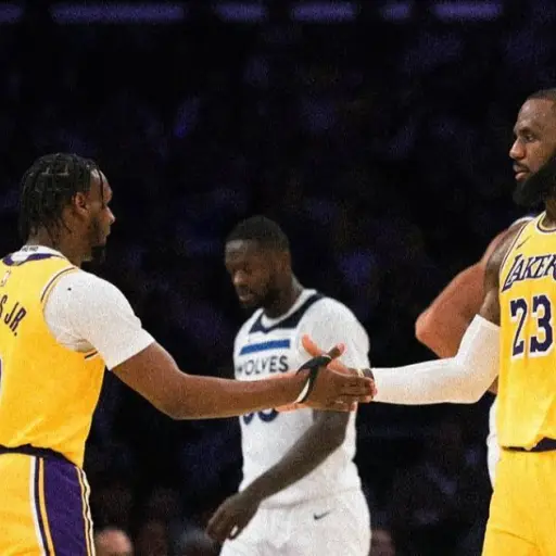 lebron-bronny-james.webp ,