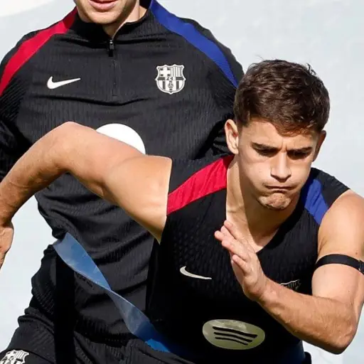 gavi-regresa-a-una-convocatoria-del-barcelona-octubre-2024.webp ,