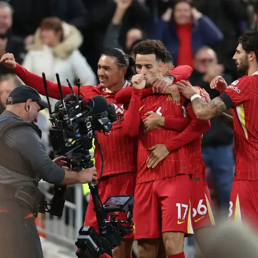 liverpool-lider-premier-league-octubre-2024-scaled-1.webp ,