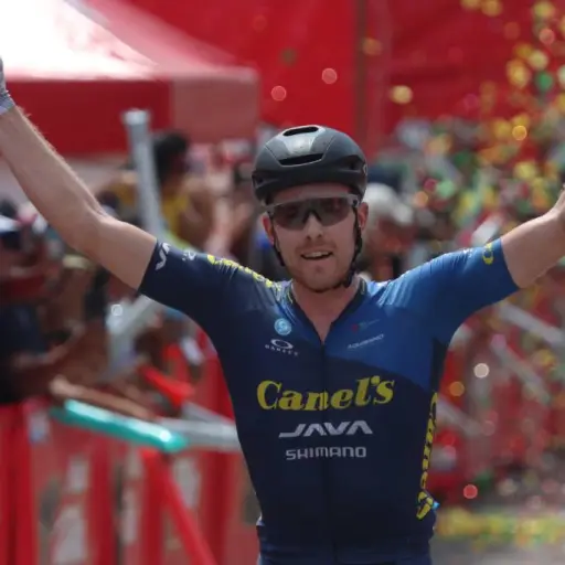 cormac-mcgeough-irlanda-vuelta-guatemala.webp ,