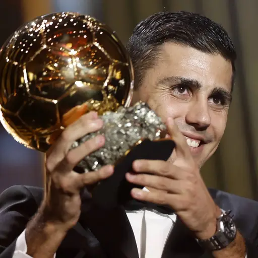 rodri-ganador-balon-de-oro-2024-octubre-2024-1-1.webp ,