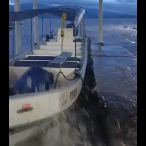 oleaje-izabal-tormenta-sara-emisoras-unidas.png ,