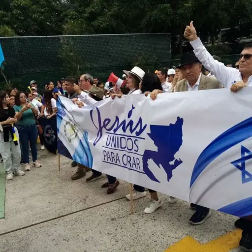 iglesia-evangelica-marcha-para-Jesus-en-Villa-Nueva.jpg ,