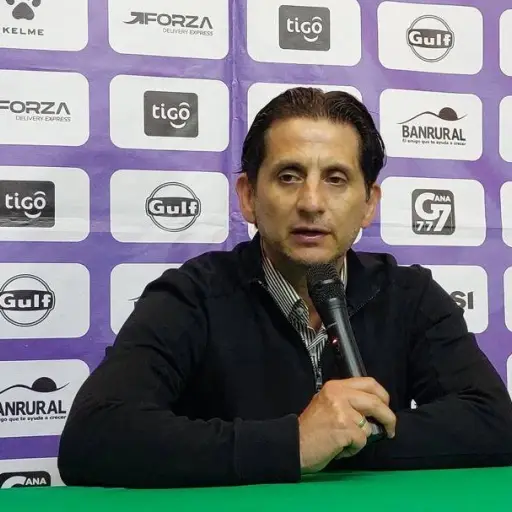 ronald-gonzlaz-tema-mental-comunicaciones-apertura-2024-1.webp ,