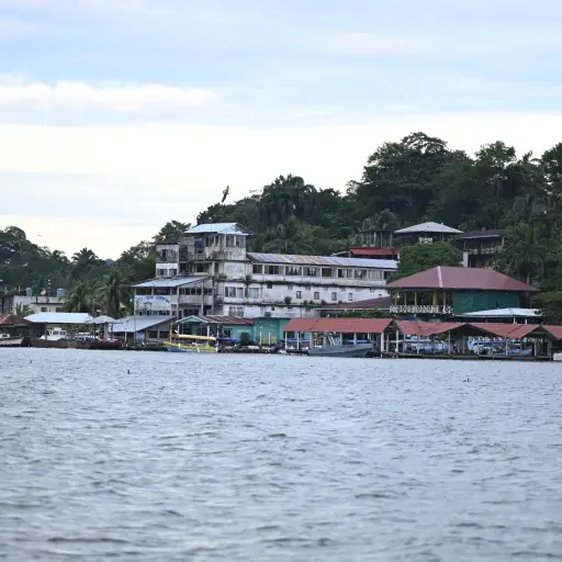 Izabal-atrae-a-un-4-de-los-visitantes-a-nivel-nacional-Foto-INGUAT.jpg ,