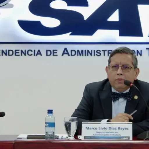 superintendente-sat-marco-livio-diaz-emisoras-unidas.png ,