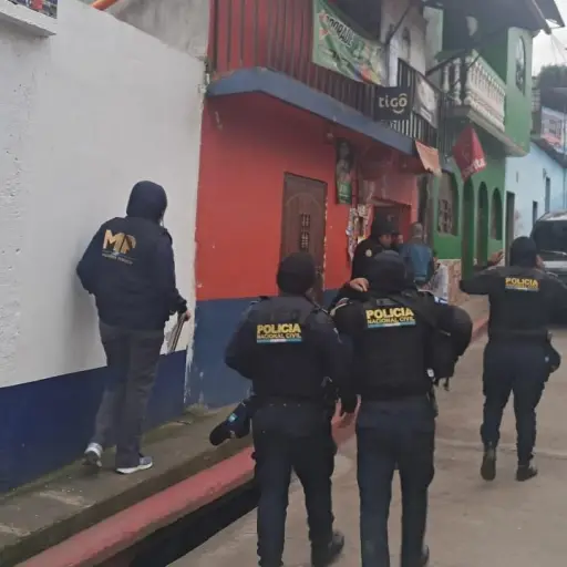 Allanamientos-del-MP-en-Tactic.jpg ,